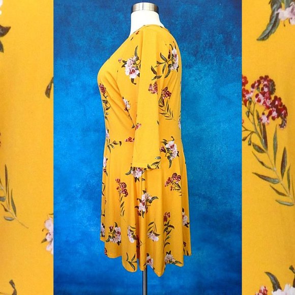 NWT Rue Yellow Floral Dress Size 3X - Picture 4 of 8